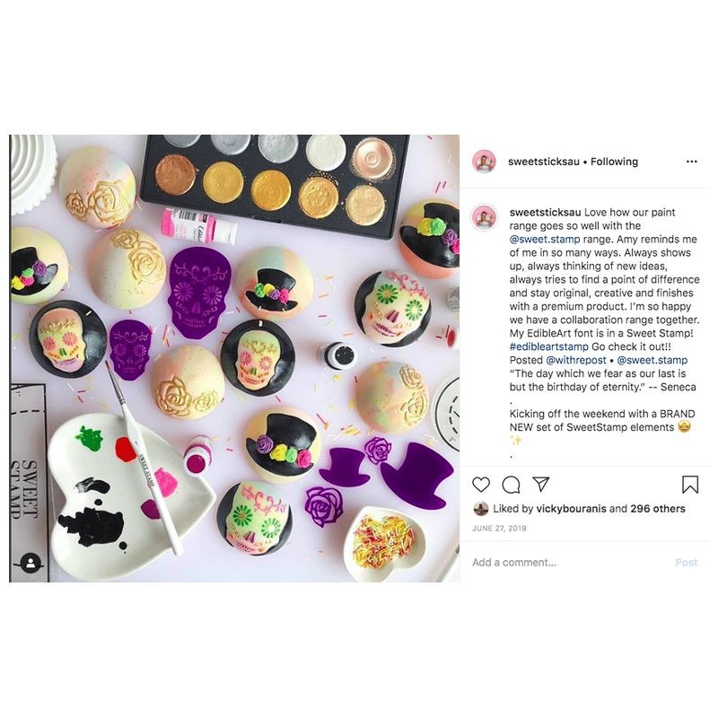 sweet-sticks-water-activated-gold-and-silver-palette-10-x-5g