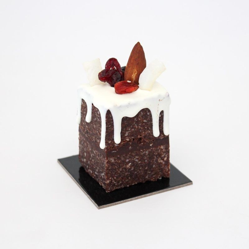loyal-dessert-slip-board-sqaure-60mm-black