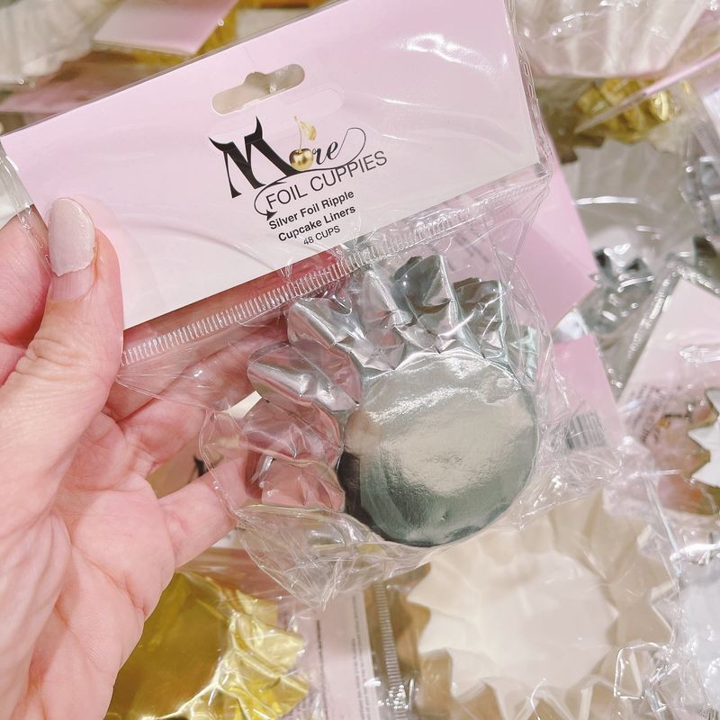 more-cuppies-silver-foil-cupcake-liners-24pk
