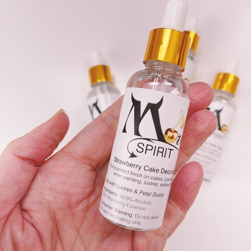 more-spirit-strawberry-scented-cake-decorating-spirit-99-8-100ml