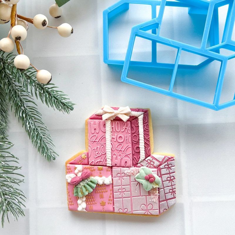 cake-sera-sera-montreal-inspired-statement-cutter-set