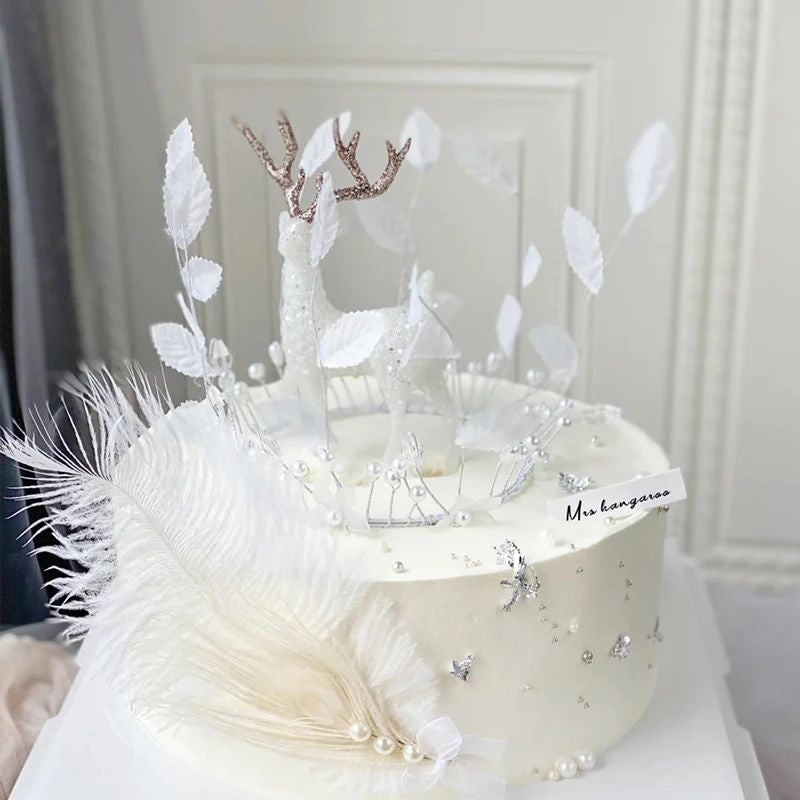 cake-topper-reindeer-white-with-gold-antlers