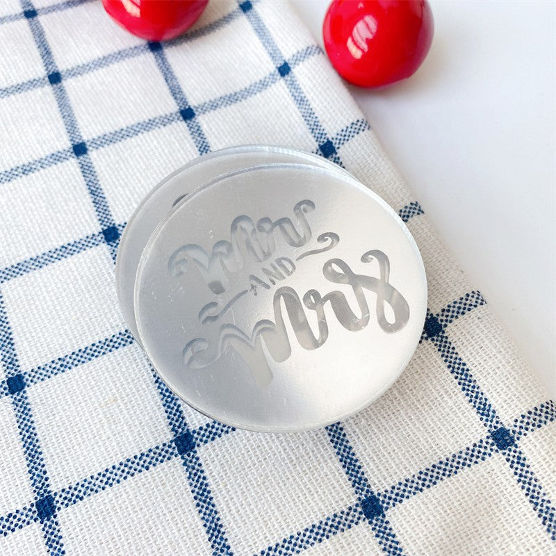 acrylic-topper-round-mr-mrs-silver-1pc