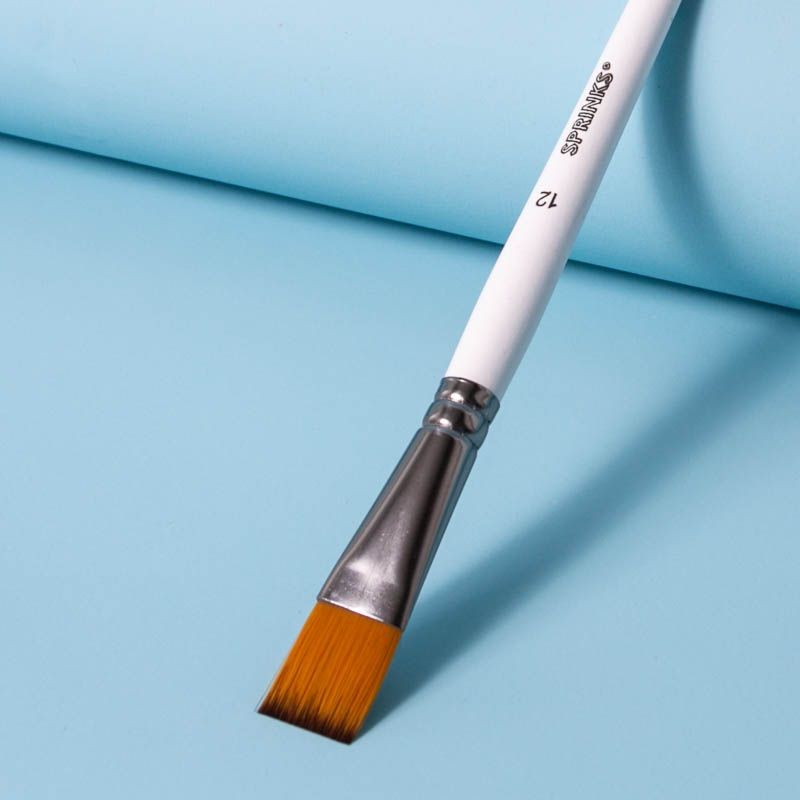 sprinks-flat-brush-number-12-white