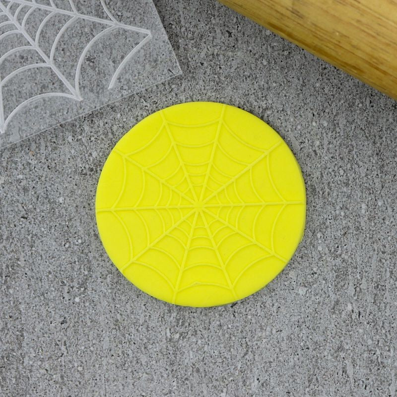 ccc-spiderweb-pattern-plate