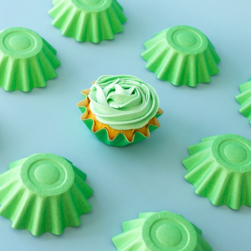 papyrus-bloom-baking-cups-24-pack-pastel-green