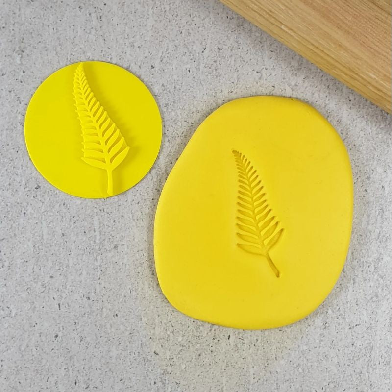 ccc-new-zealand-fern-leaf-embosser