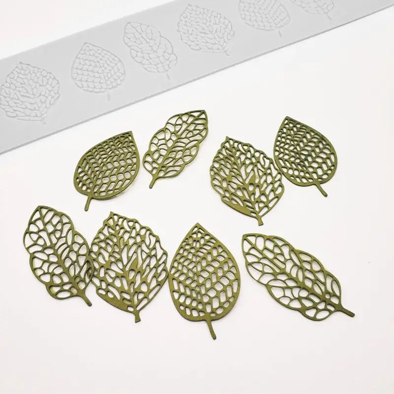 Silicone Fondant Mat Leaves 9 assorted designs