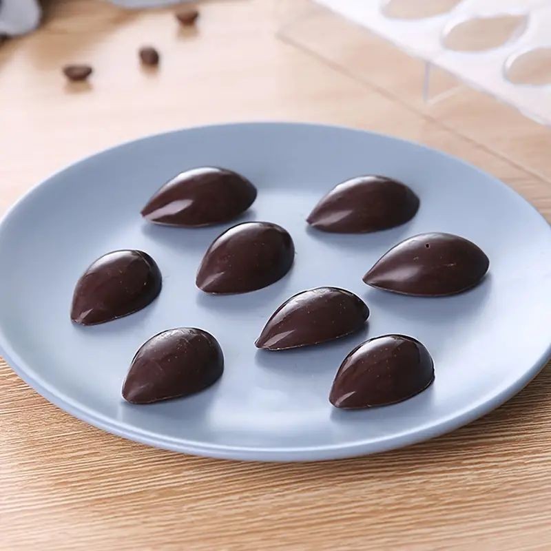 plastic-chocolate-mould-teardrop