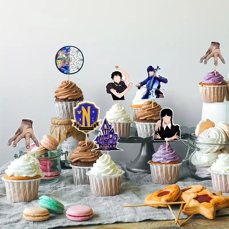 cake-topper-wednesday-adams-28p
