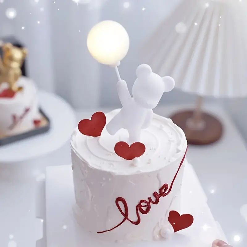 cake-topper-white-teddy-bear-with-light