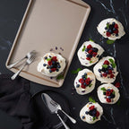 stanley-rogers-ceramabake-baking-tray-39x26cm