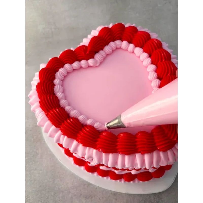 mondo-cake-board-compressed-heart-white-12inch