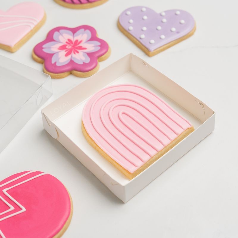 loyal-cookie-box-with-clear-lid-small-11x11x2-5cm