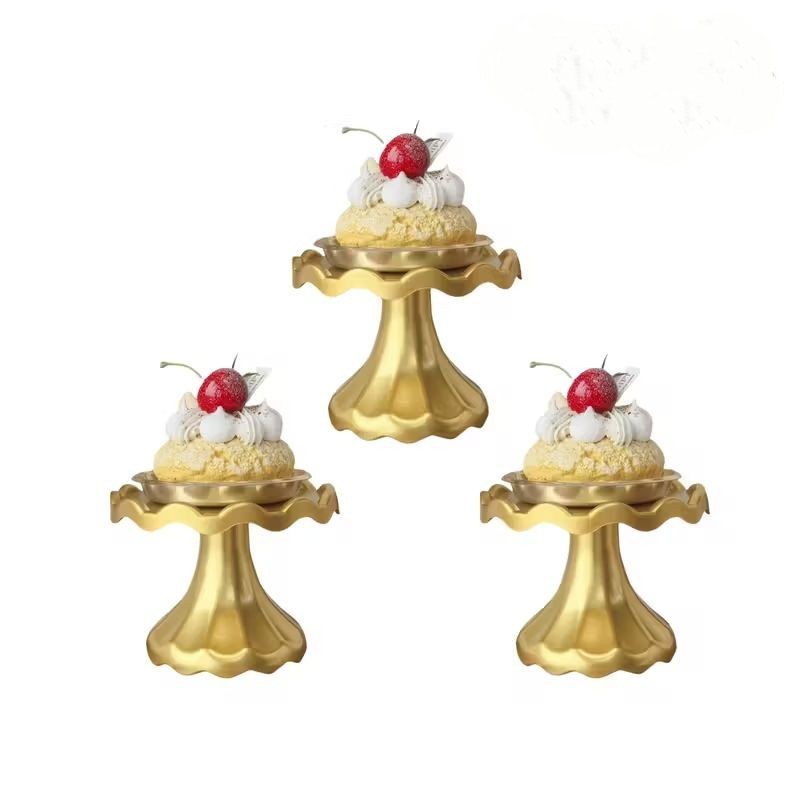 mini-gold-cake-stand-11-94cm