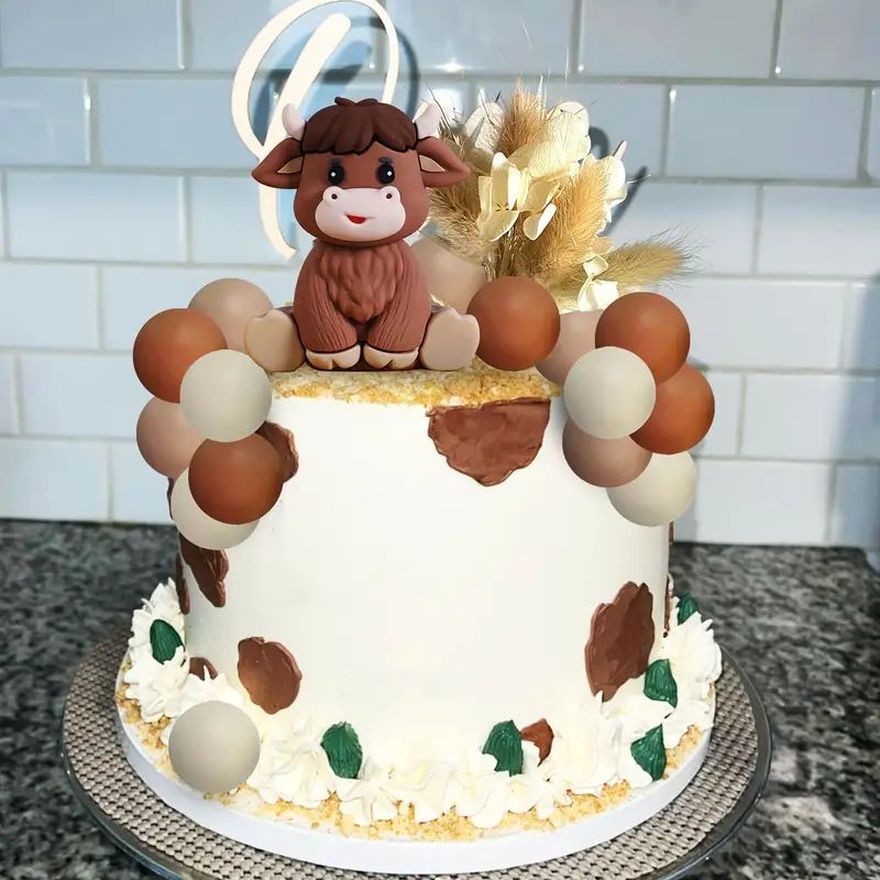 cake-topper-highland-cow-with-balls-pampass-grass-17pc
