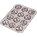 chefmade-soccer-football-cake-pan-12-cup
