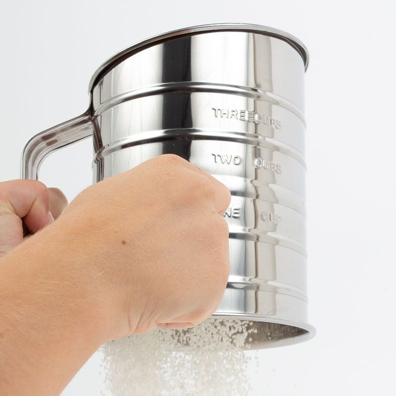 sprinks-flour-sifter-with-top-and-bottom-silicone-lids