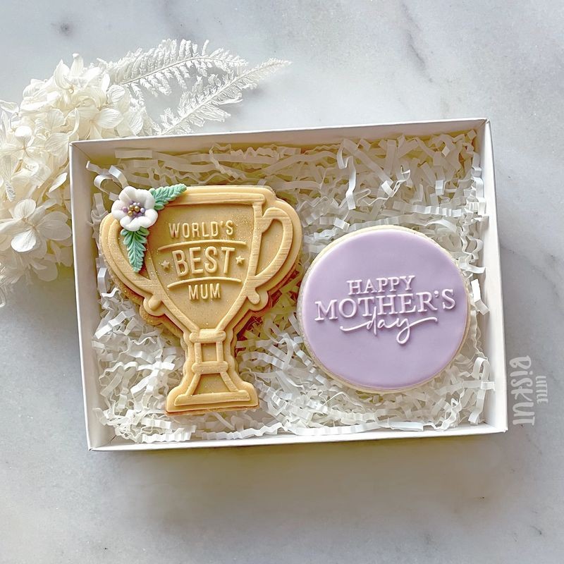 little-biskut-trophy-cutter-changeable-debosser-set