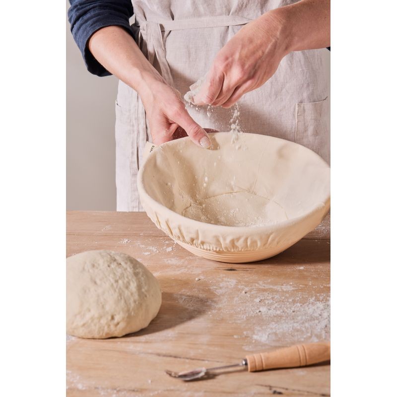 bakemaster-round-proving-basket-22-x-8-5cm-rattan